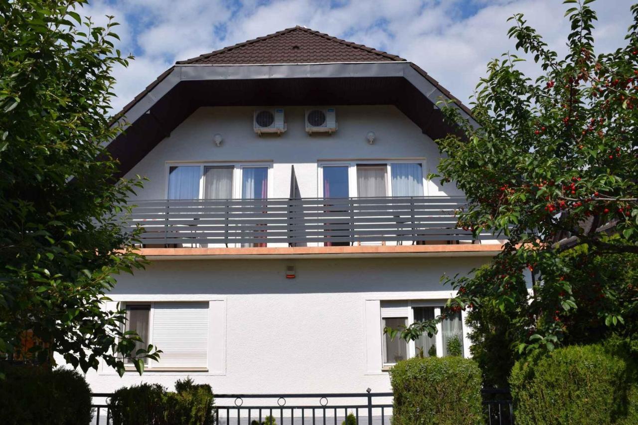 Apartments In Siofok/Balaton 35514 Exterior foto